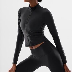 Aritzia TNA TnAction Butter Limit Zip-Up Black